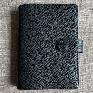 Louis Vuitton | Epi Agenda PM